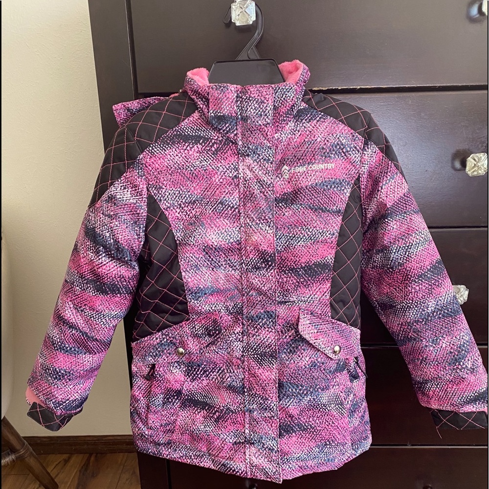 Girls Free Country Winter Coat size 7/8 runs large